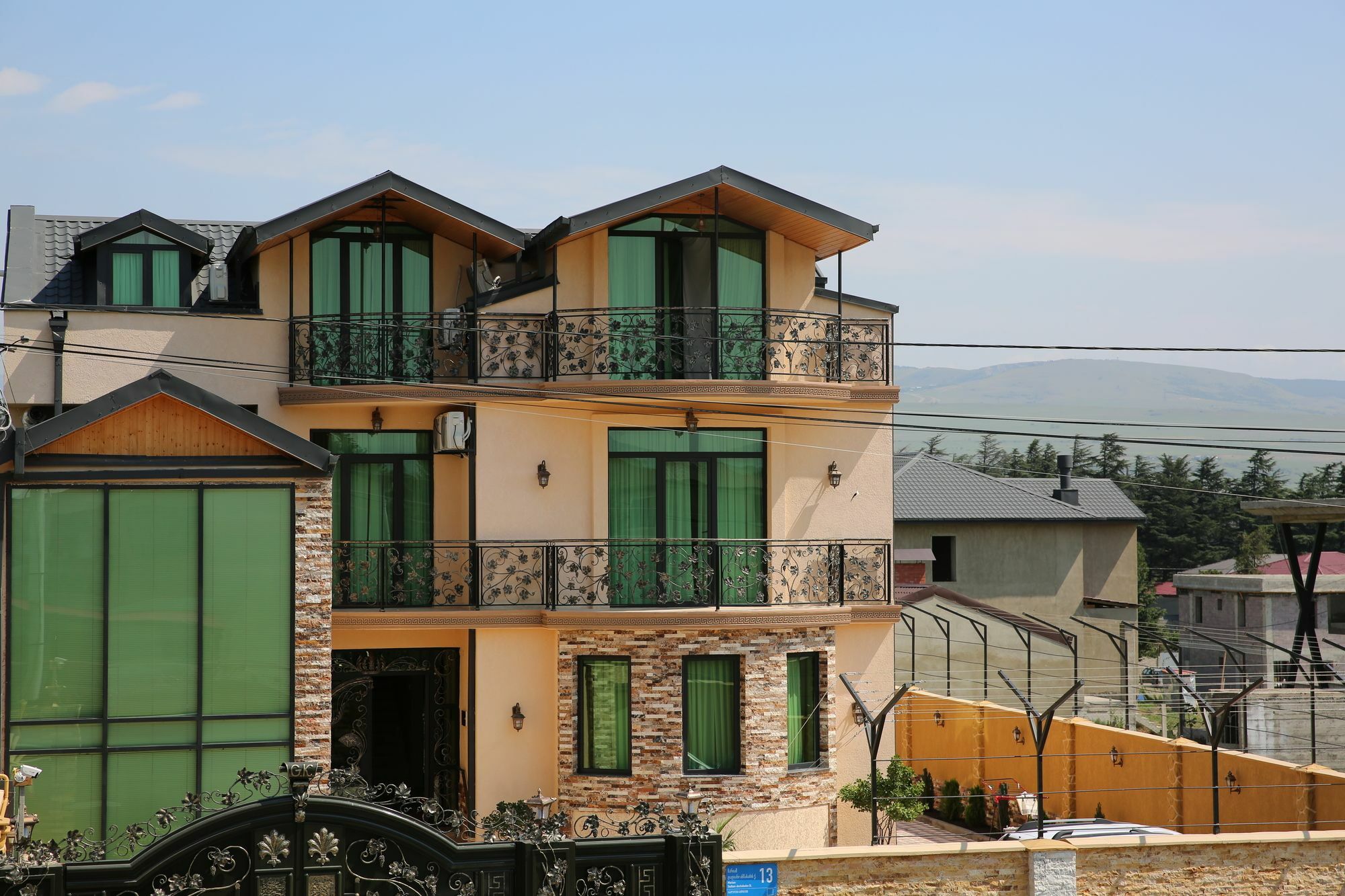 Gk Villa Tbilisi Exterior photo
